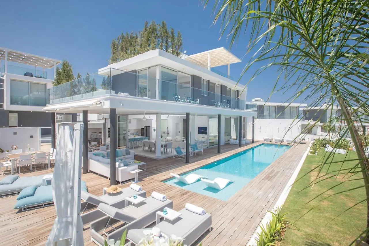 Villa Olivine Pearl 3 Protaras